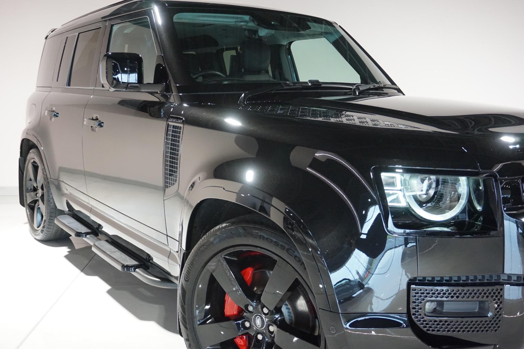 Land Rover Defender 110 3.0 D350 MHEV X-Dynamic HSE SUV 5dr Diesel Auto 4WD Euro 6 (s/s) (350 ps)